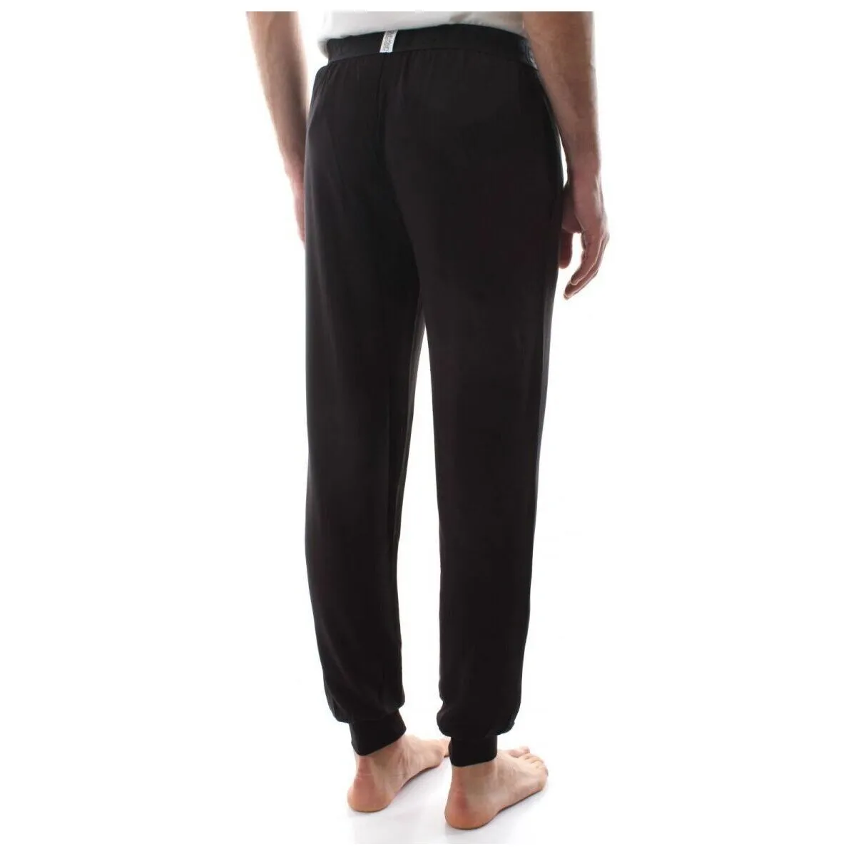 000NM1563E JOGGER-001 BLACK