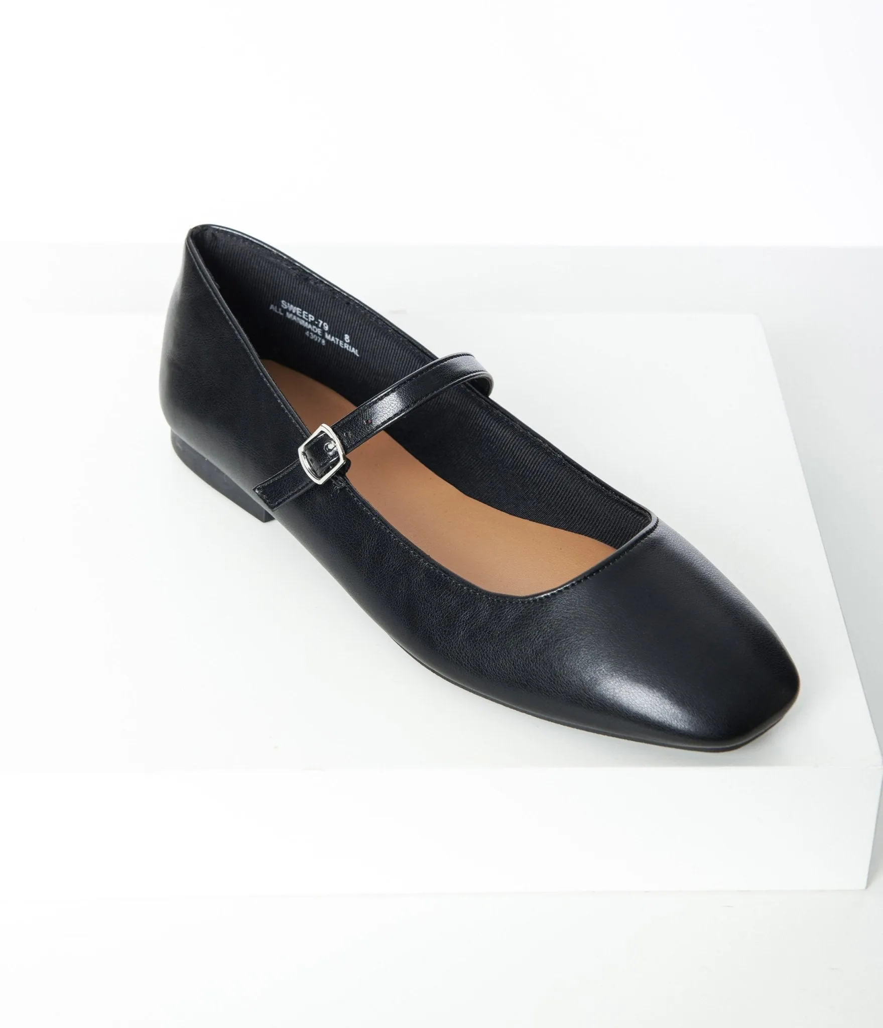 1960s Black Mary Jane Shoes