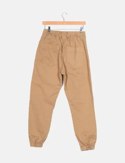 Bershka Pantalón denim beige jogger