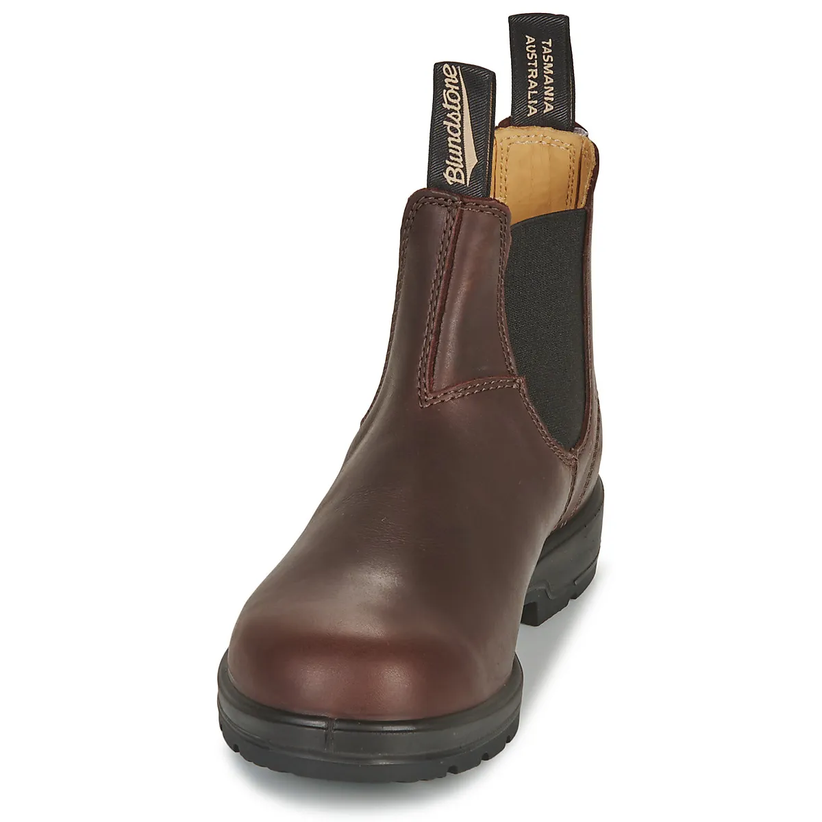 CLASSIC CHELSEA BOOTS