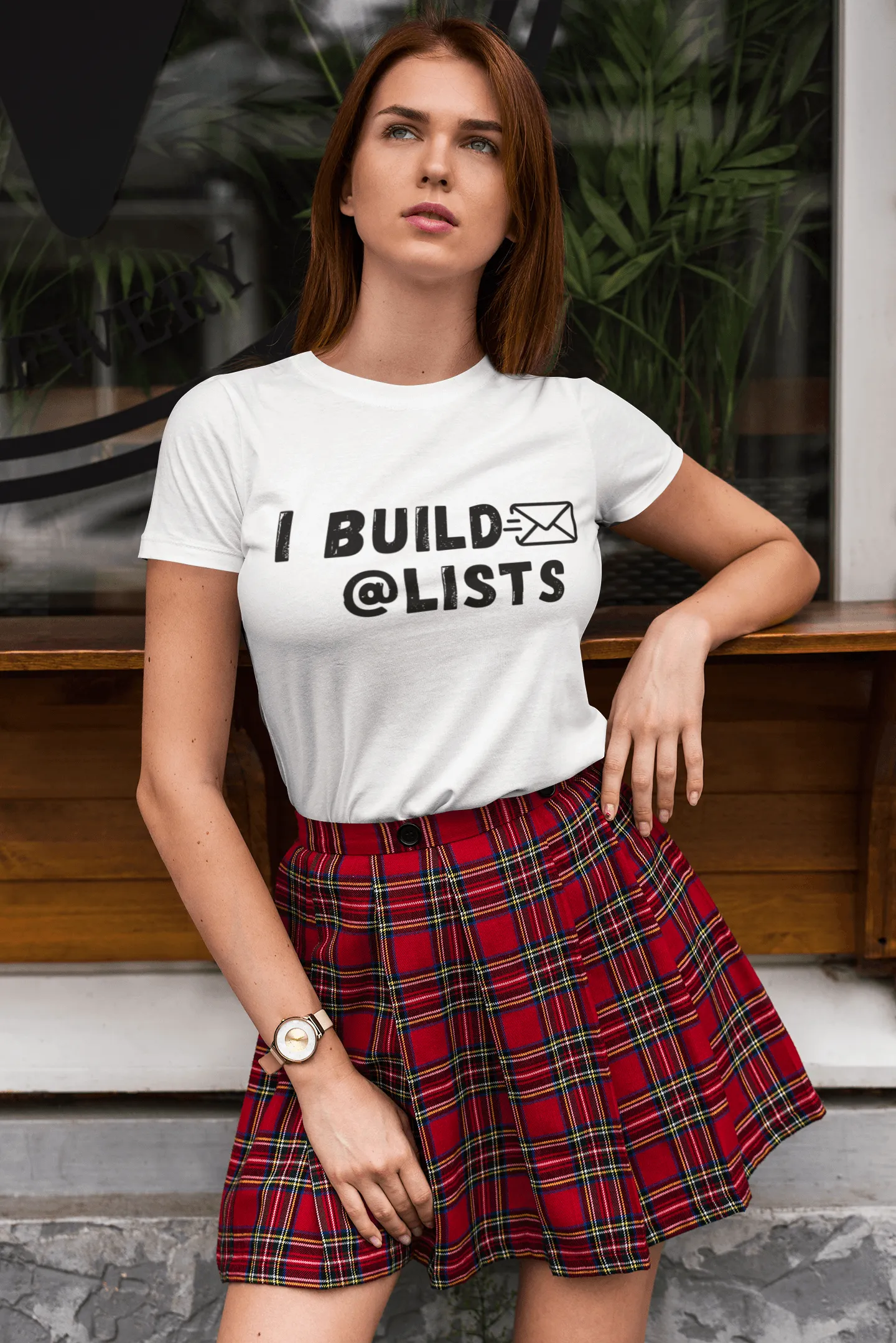 I Build Lists Unisex Deluxe T-shirt