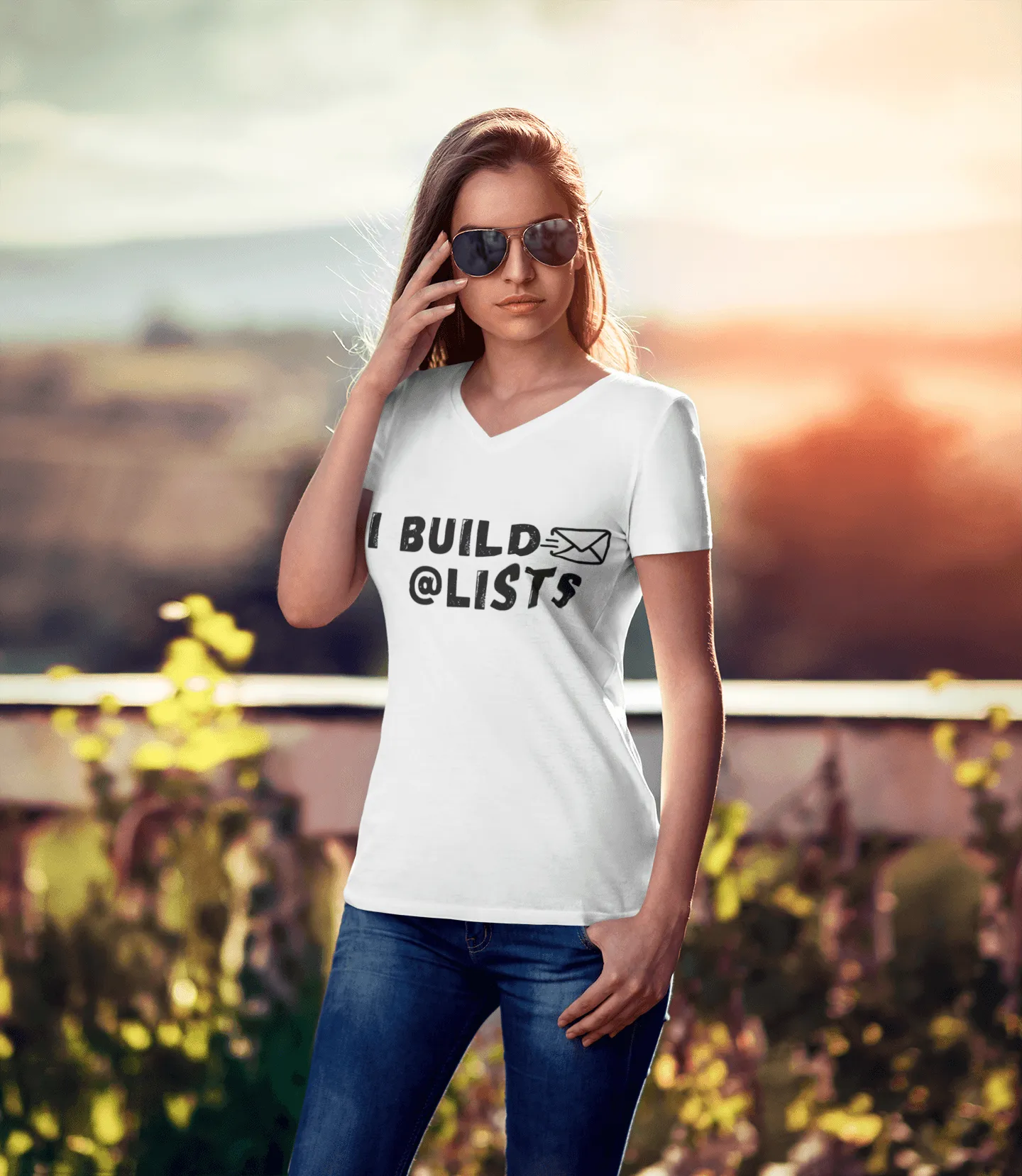 I Build Lists Unisex Deluxe T-shirt