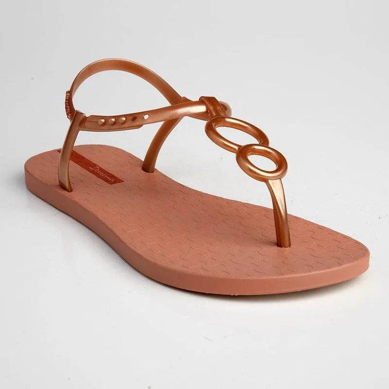 Ipanema Eden Modern Thong Sandals - Light Pink/Rose