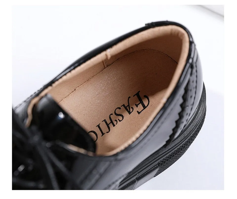 Women's Black Derby Shoes for Spring and Autumn with Retro Style