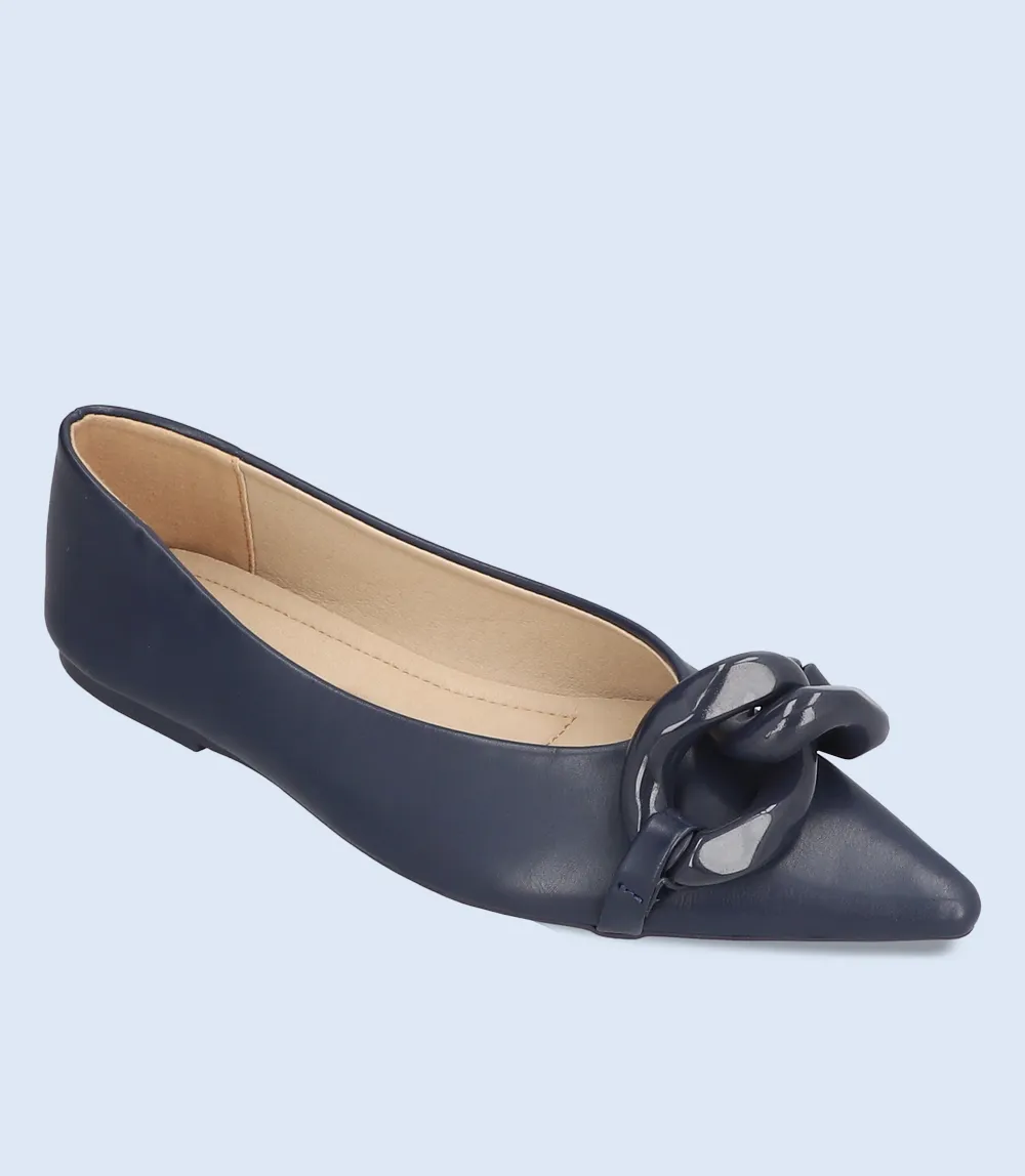 Women's Navy Casual Pumps - BW8476